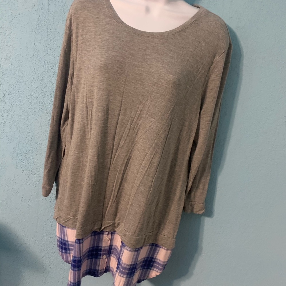 Como Vintage Long Sleeve Tee